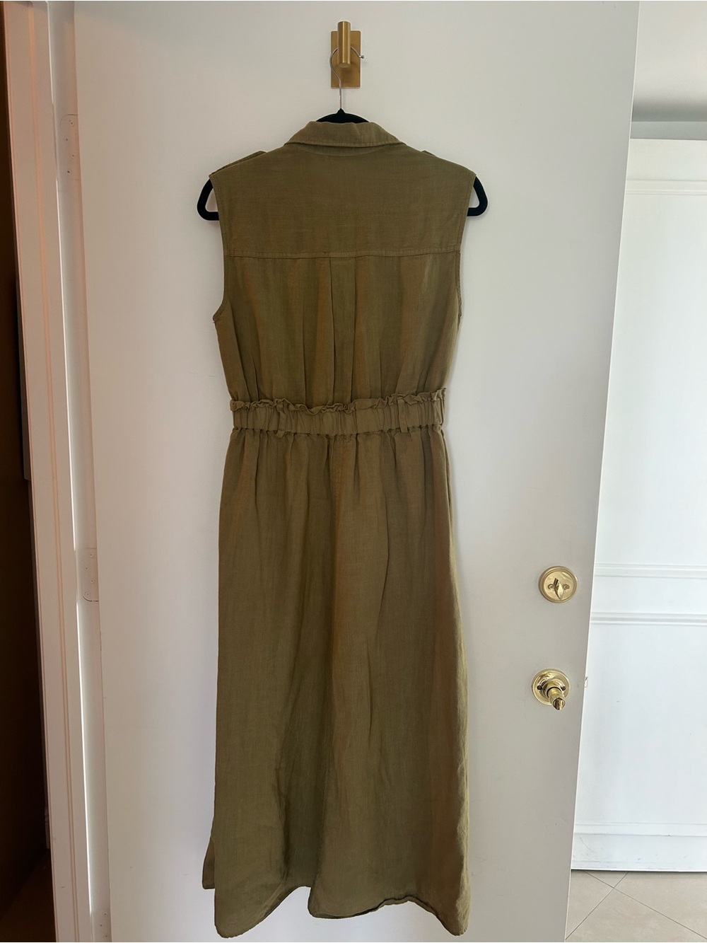 Zara Sleeveless Button-Front Shirt Dress in Olive - Picture 6 of 6